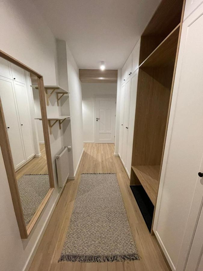 Apartamenty Guzik 22 ครอสโน ภายนอก รูปภาพ