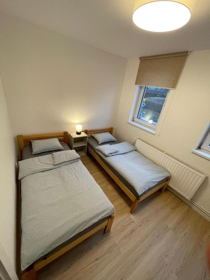 Apartamenty Guzik 22 ครอสโน ภายนอก รูปภาพ